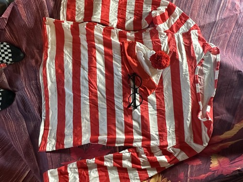 Where waldo striped shirt - waldo,